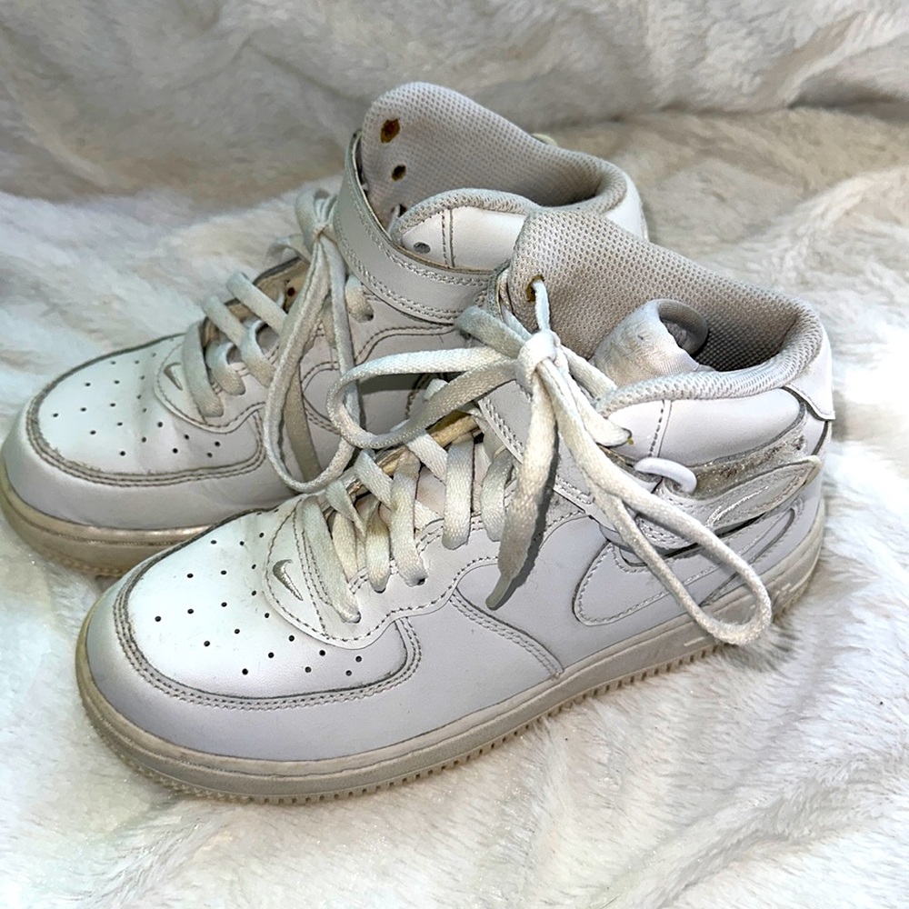 Kids’ Nike Air Force 1 Hightop Shoes Size 3